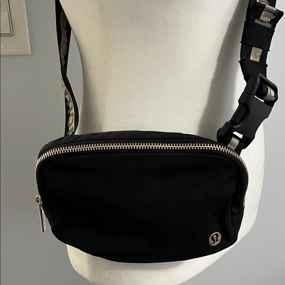 lululemon black waist bag Large Everywhere Belt The Shop at Equinox Your essentials lululemon Black Jacksonville Jaguars Everywhere